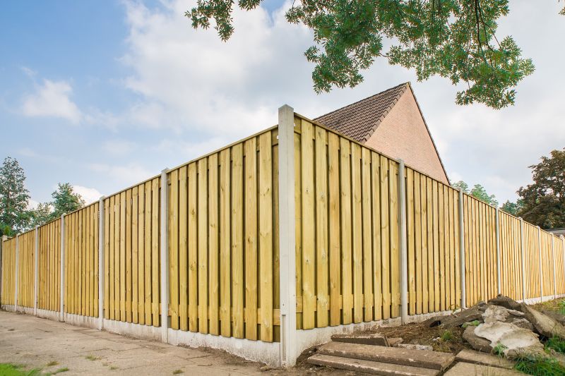 Privacy Fence Construction in Peoria, IL